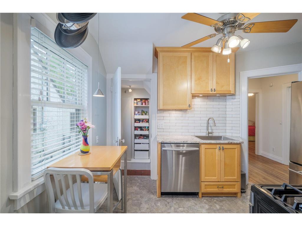 2095 James Avenue Saint Paul MN 55105 6825240 image13
