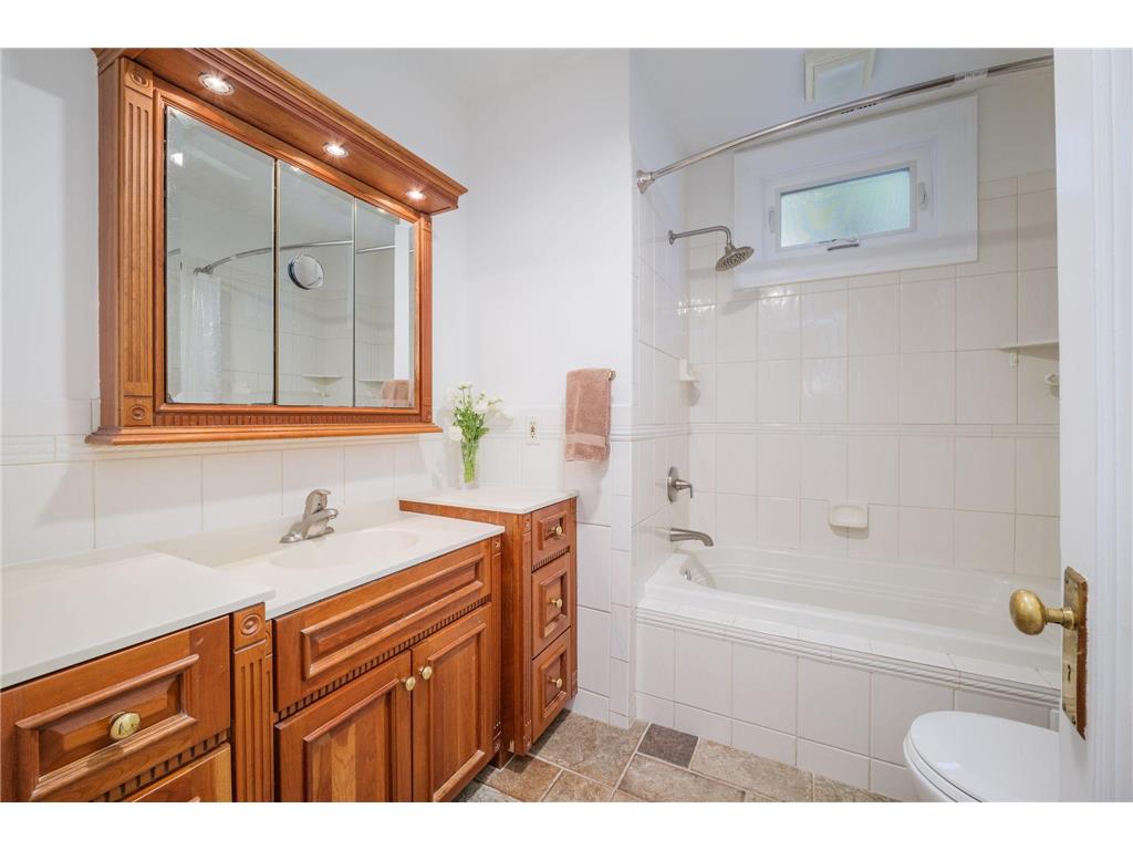 2095 James Avenue Saint Paul MN 55105 6825240 image18
