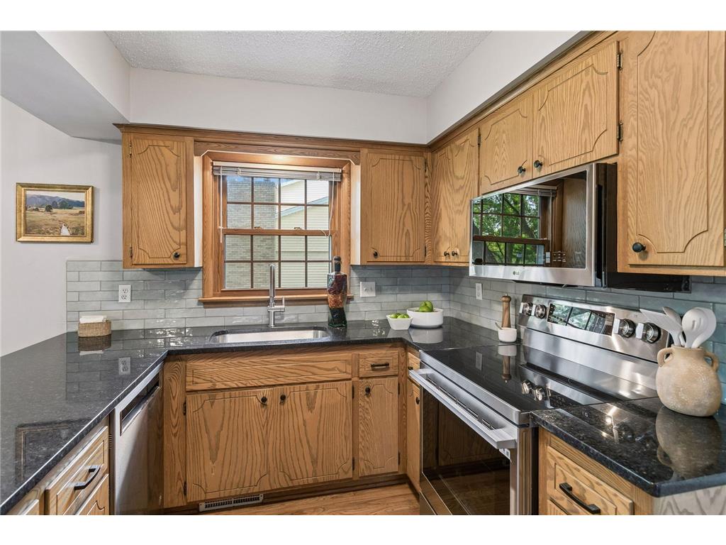 2095 Kelly Drive Golden Valley MN 55427 7086611 image14