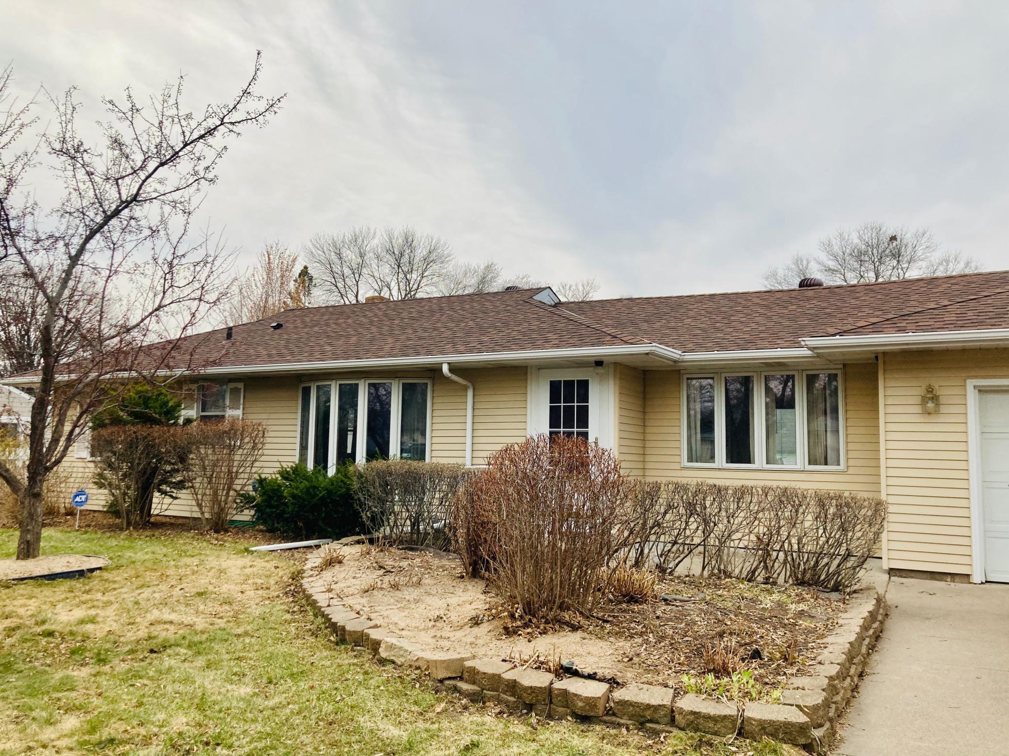 2095 Mcmenemy Street, Maplewood, MN 55117 MLS 5734972 Edina Realty