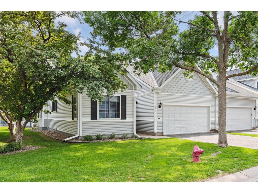 2096 Mainstreet Hopkins MN 55343 6382821 image1