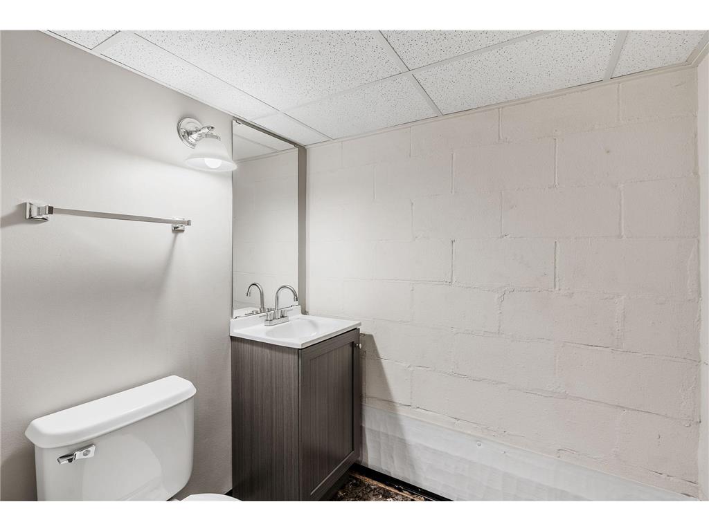 2097 Belmont Lane E North Saint Paul MN 55109 7073823 image27