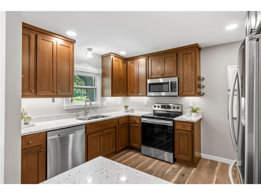 2097 Belmont Lane E North Saint Paul MN 55109 7073823 image7