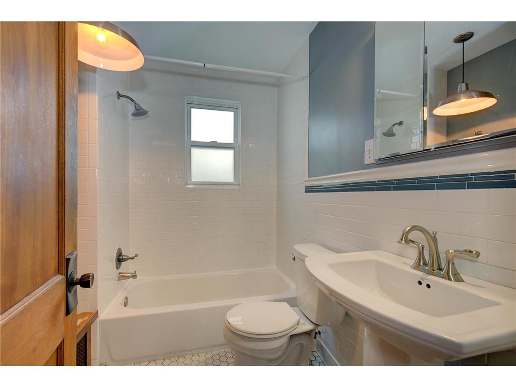 2098 Marshall Avenue Saint Paul MN 55104 6786062 image13