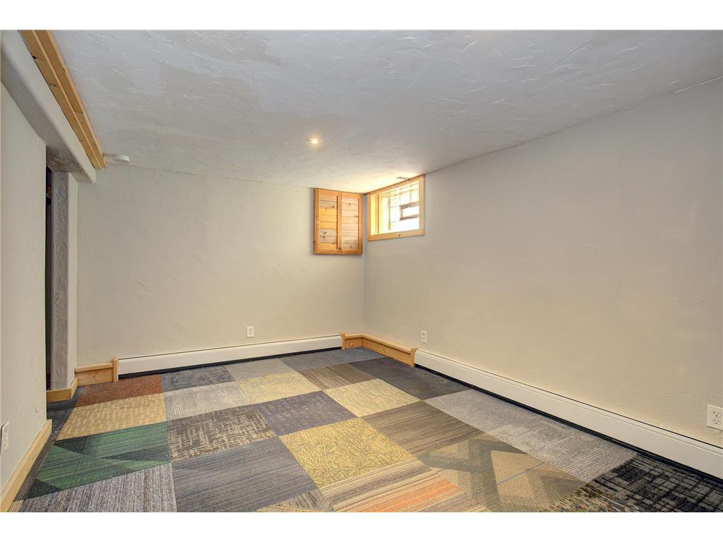 2098 Marshall Avenue Saint Paul MN 55104 6786062 image20