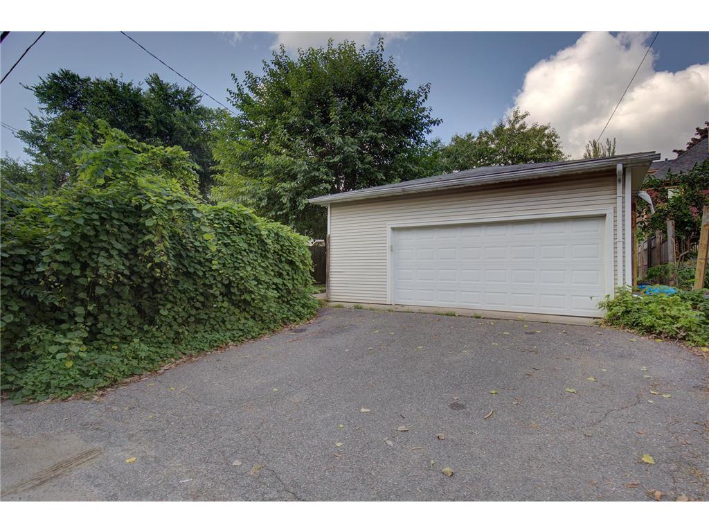 2098 Marshall Avenue Saint Paul MN 55104 6786062 image25