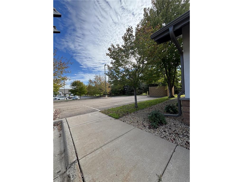 20980 Rogers Drive Rogers MN 55374 6800275 image14