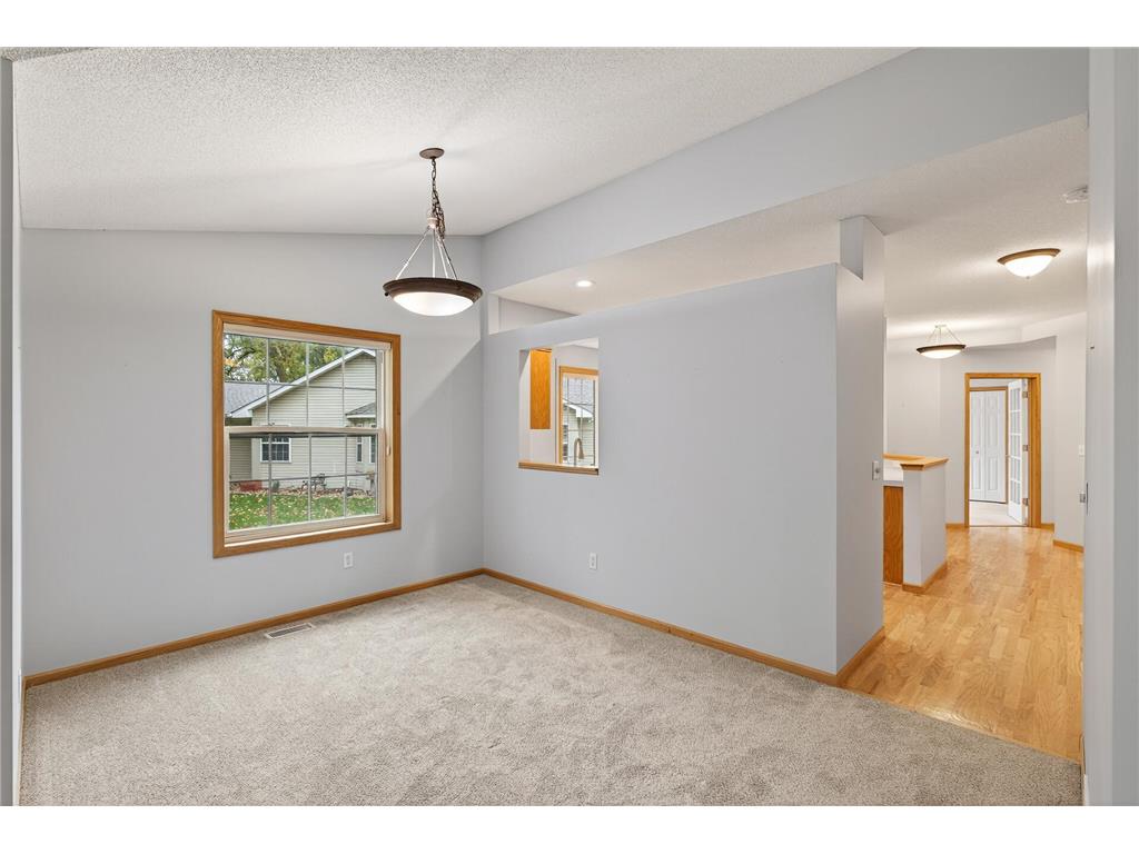 2099 Albemarle Court N Roseville MN 55113 6805354 image14