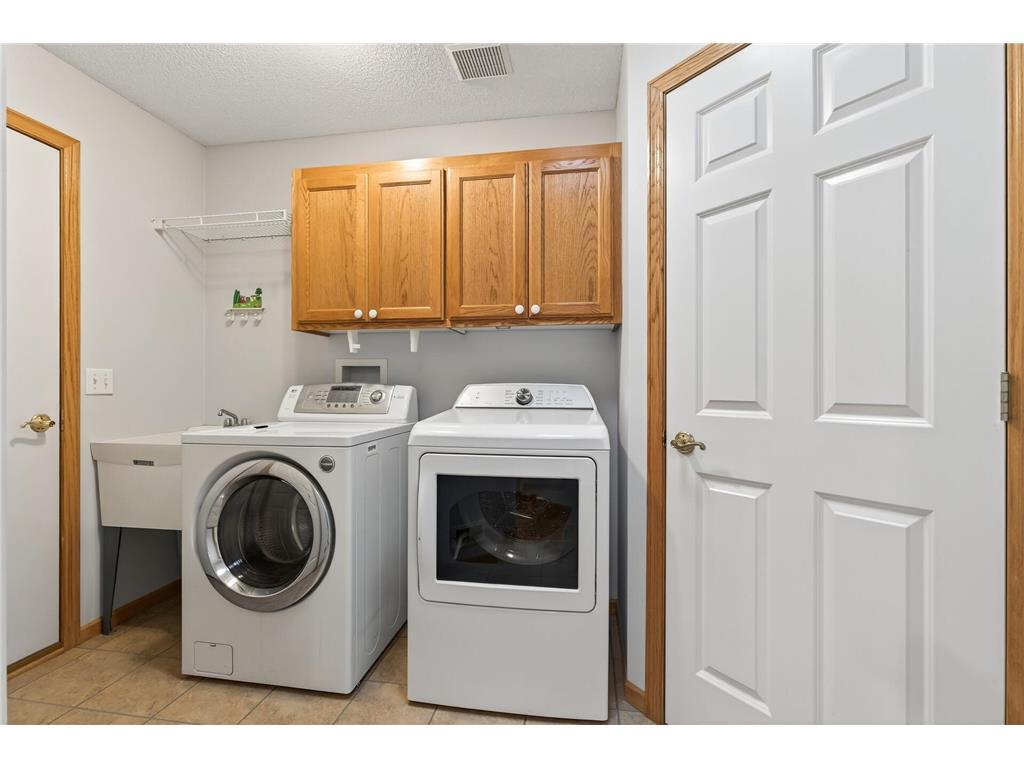 2099 Albemarle Court N Roseville MN 55113 6805354 image23