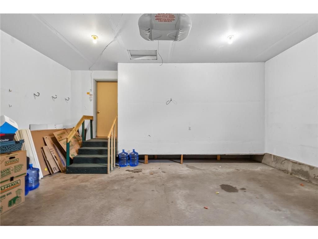 2099 Albemarle Court N Roseville MN 55113 6805354 image24