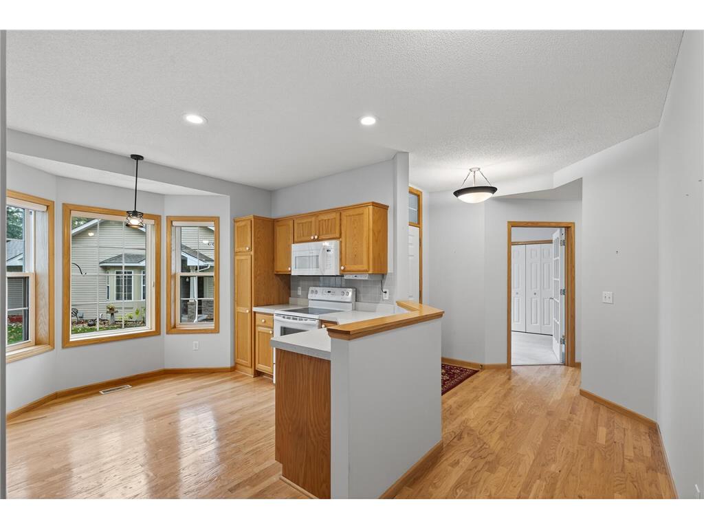 2099 Albemarle Court N Roseville MN 55113 6805354 image5