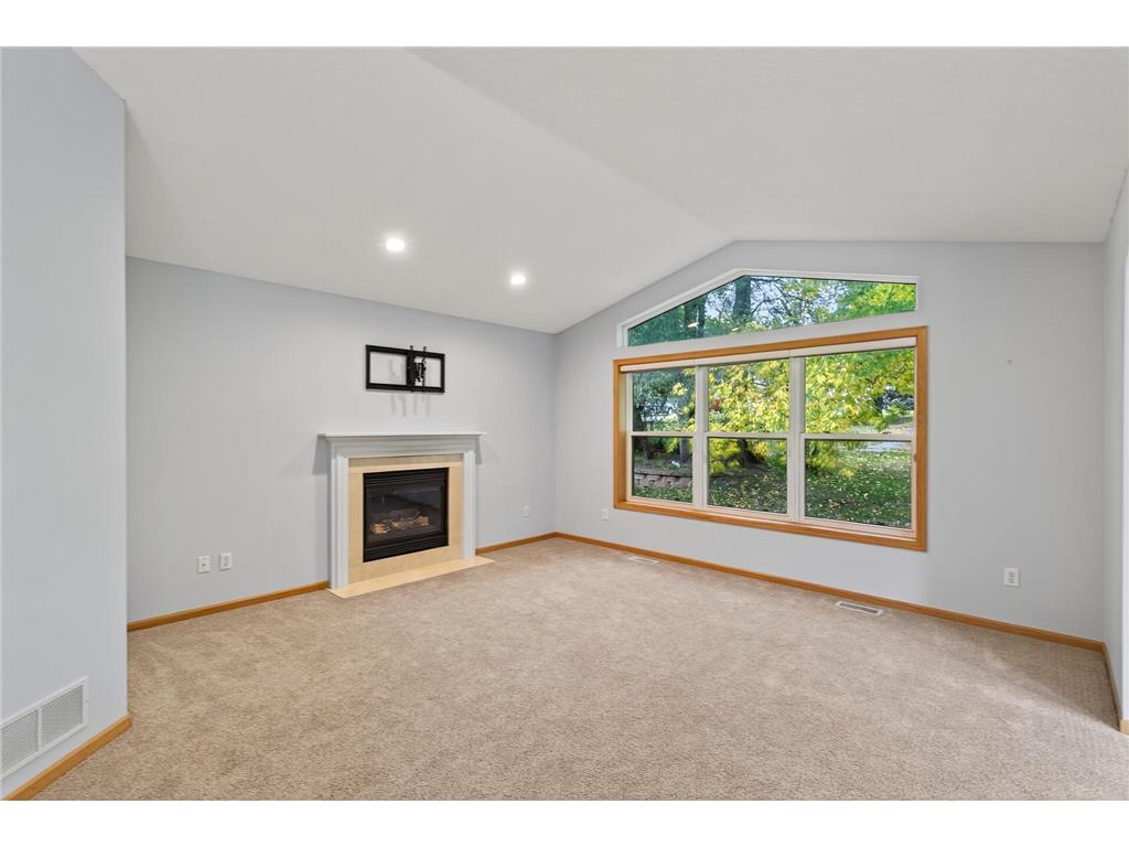 2099 Albemarle Court N Roseville MN 55113 6805354 image7