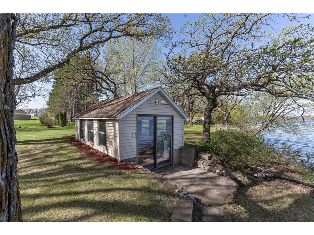 20997 Elks Point Road Dane Prairie Twp MN 56537 - Wall 7075869 image16