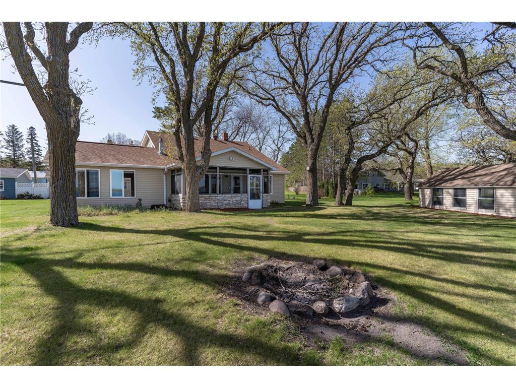 20997 Elks Point Road Dane Prairie Twp MN 56537 - Wall 7075869 image26