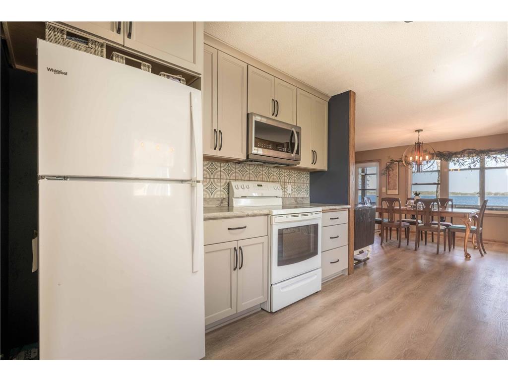 20997 Elks Point Road Dane Prairie Twp MN 56537 - Wall 7075869 image33