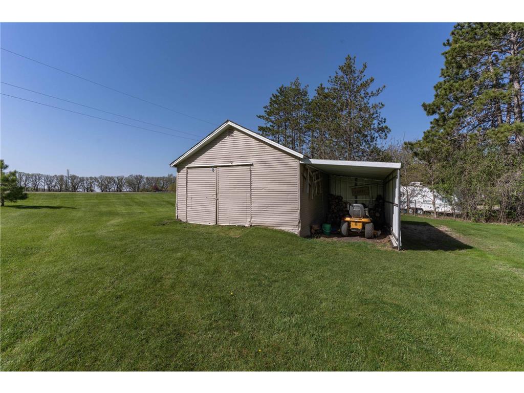 20997 Elks Point Road Dane Prairie Twp MN 56537 - Wall 7075869 image5