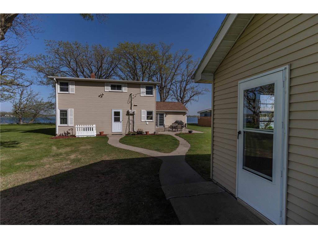 20997 Elks Point Road Dane Prairie Twp MN 56537 - Wall 7075869 image9