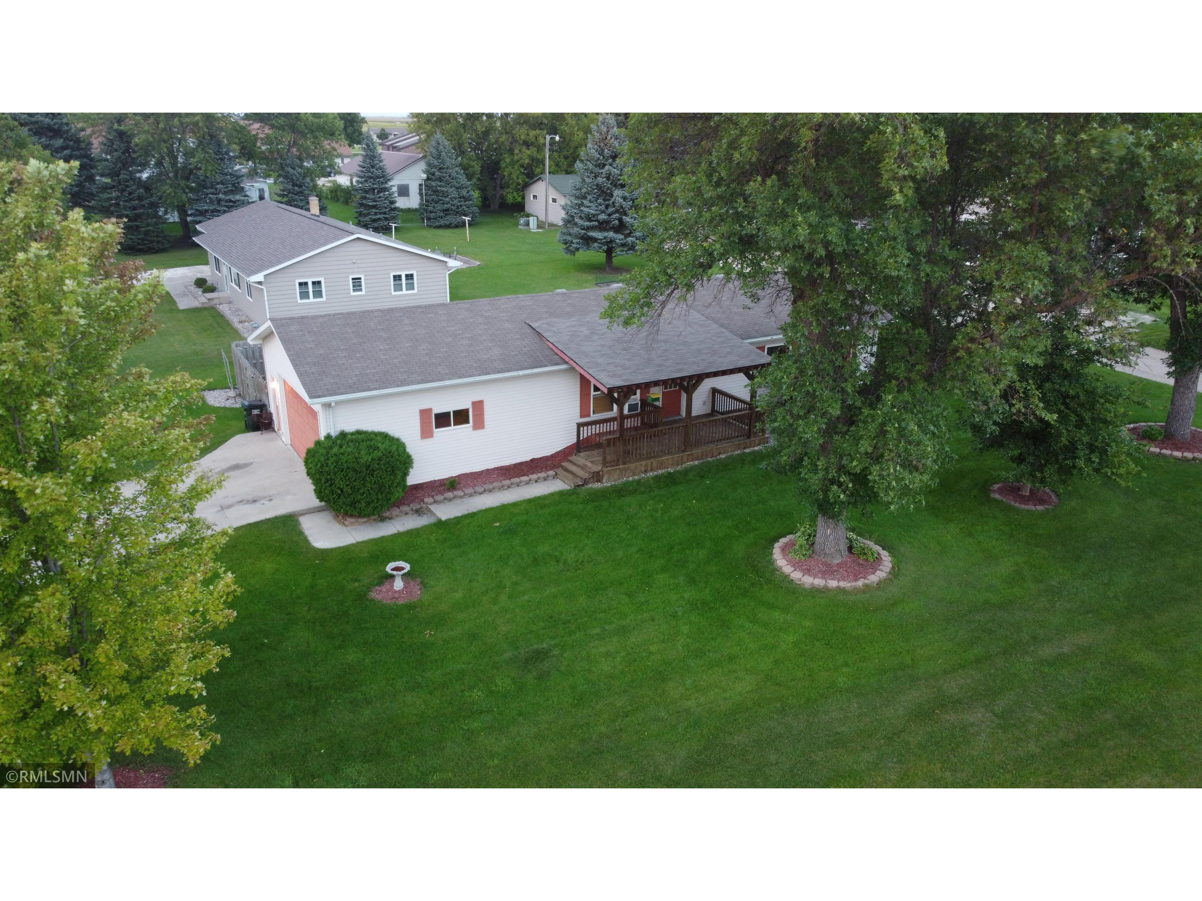 21 10th Avenue NE, Elbow Lake, MN, 56531 MLS 5752241 Edina Realty