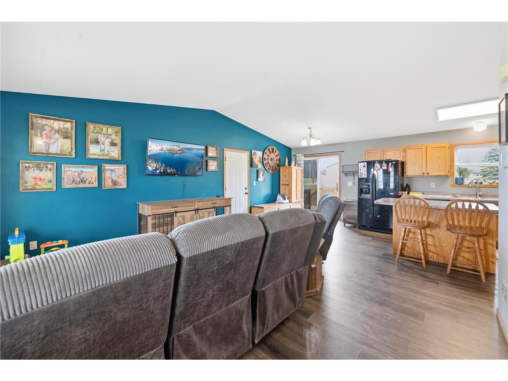 21 10th Avenue NE Elbow Lake MN 56531 7060630 image4