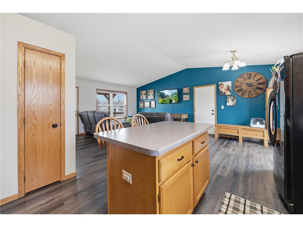 21 10th Avenue NE Elbow Lake MN 56531 7060630 image8