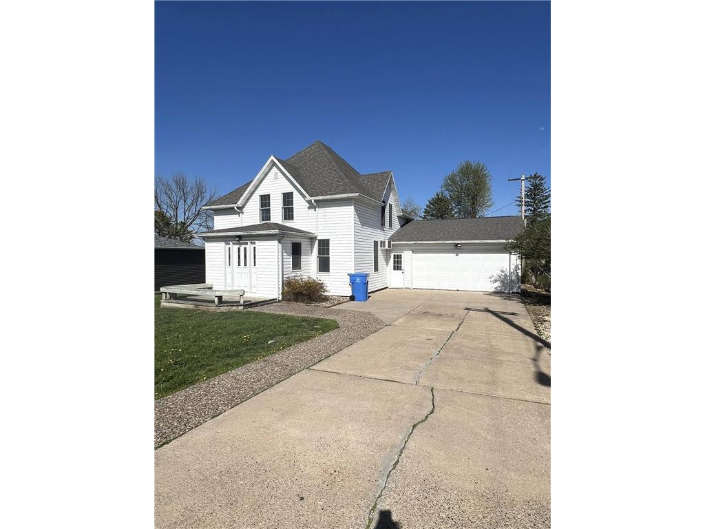 21 1st Street SE Altura MN 55910 6716236 image1
