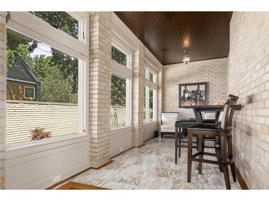 21 Avon Street S #21 Saint Paul MN 55105 6764588 image11