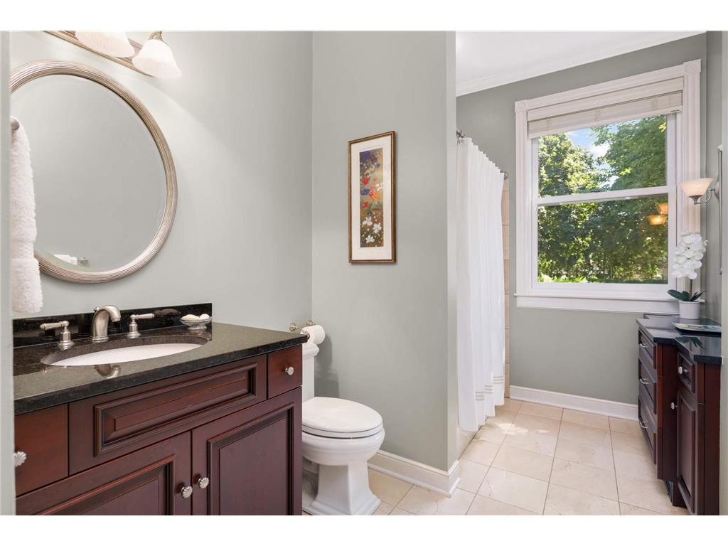 21 Avon Street S #21 Saint Paul MN 55105 6764588 image16