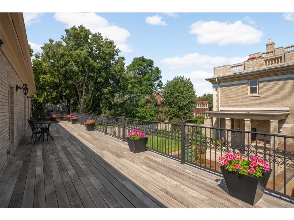 21 Avon Street S #21 Saint Paul MN 55105 6764588 image20