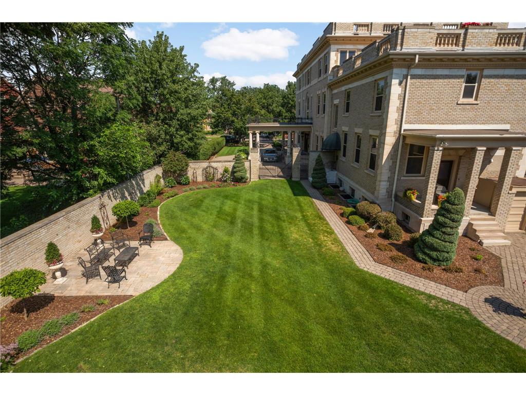 21 Avon Street S #21 Saint Paul MN 55105 6764588 image23