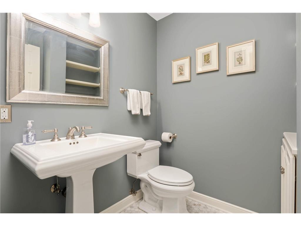 21 Avon Street S #21 Saint Paul MN 55105 6764588 image41