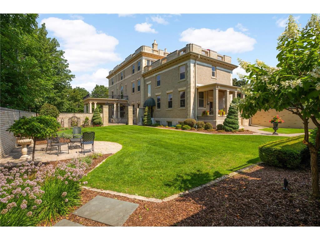 21 Avon Street S #21 Saint Paul MN 55105 6764588 image43