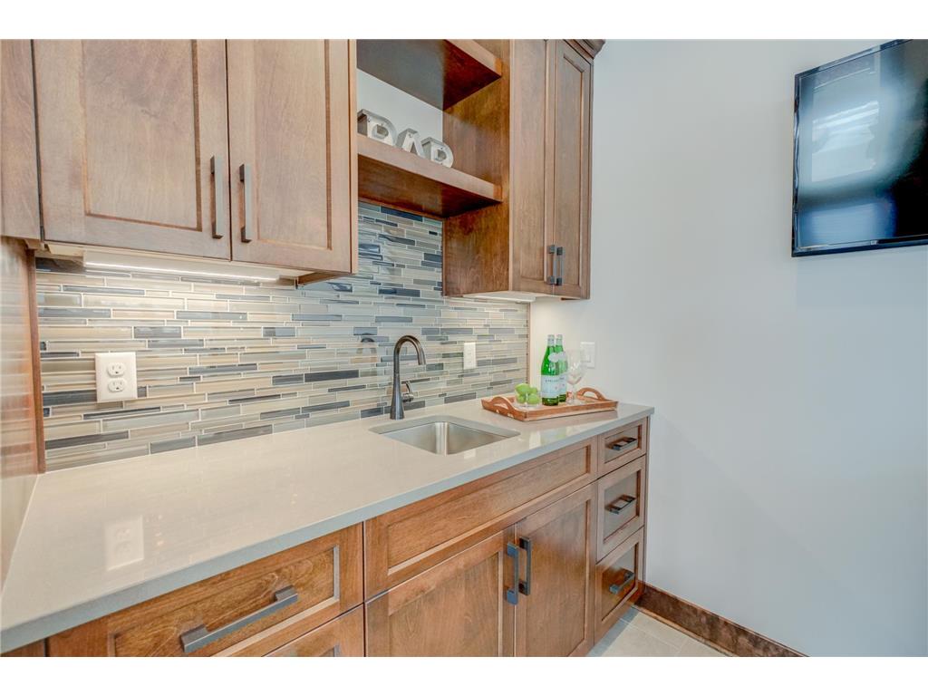 21 Cherrywood Circle North Oaks MN 55127 - Pleasant Lake 6671613 image35