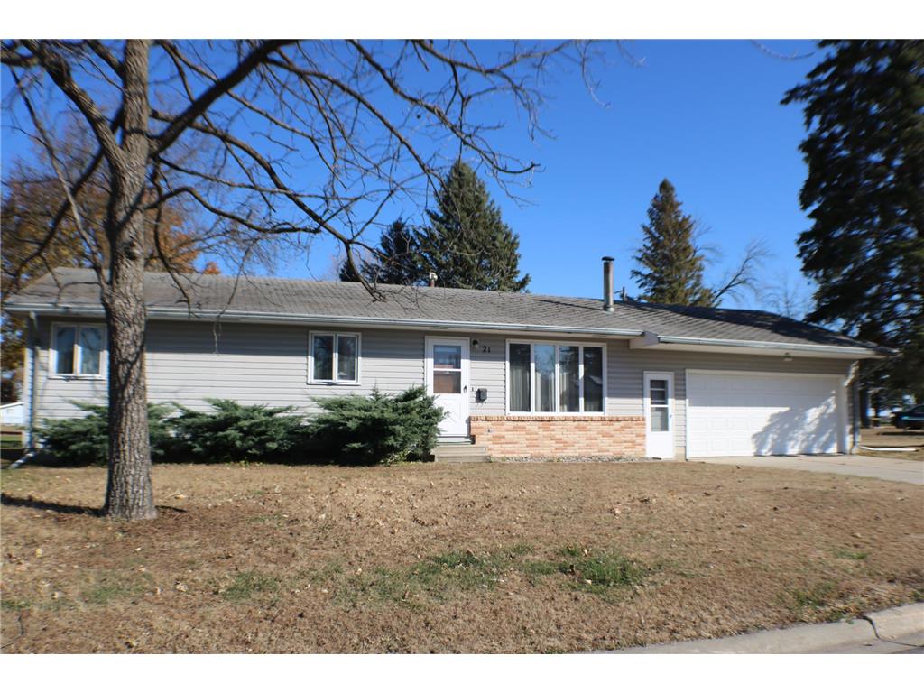 21 Circle Drive Welcome MN 56181 6813943 image1