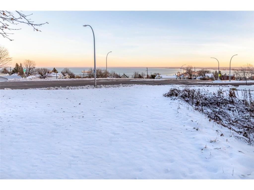 21 E 9th Street Duluth MN 55805 6341131 image1