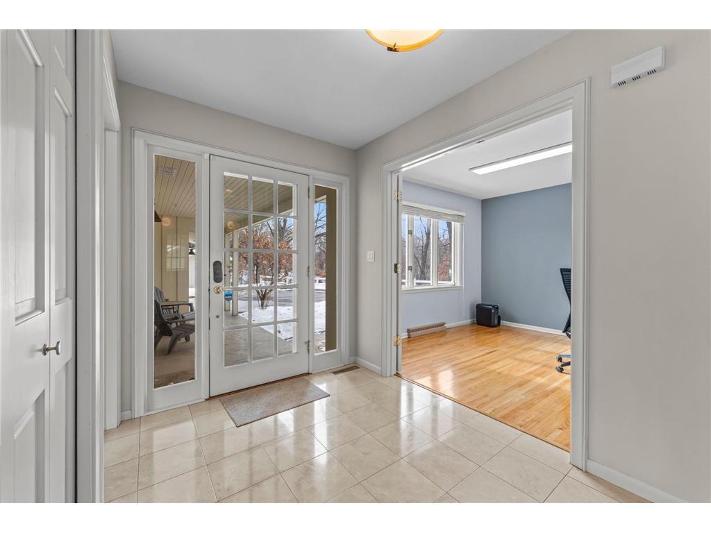 21 N Oaks Road North Oaks MN 55127 7005979 image11