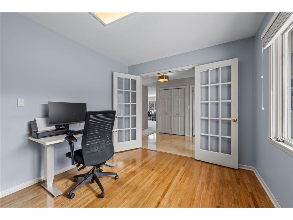 21 N Oaks Road North Oaks MN 55127 7005979 image14