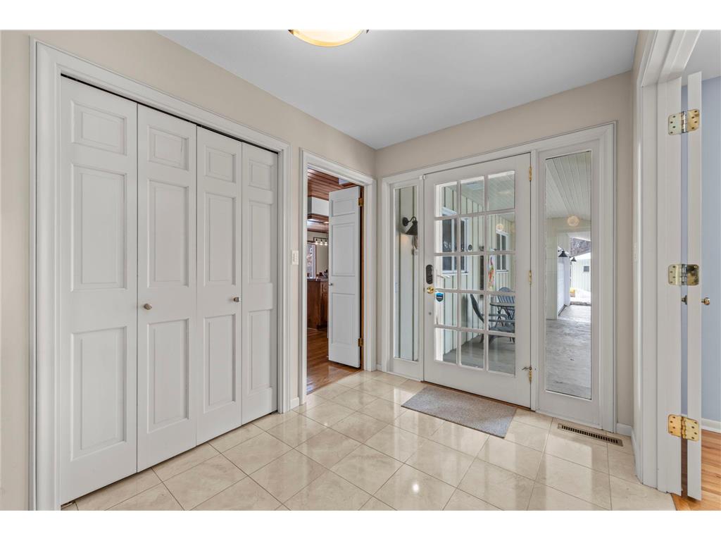 21 N Oaks Road North Oaks MN 55127 7005979 image15