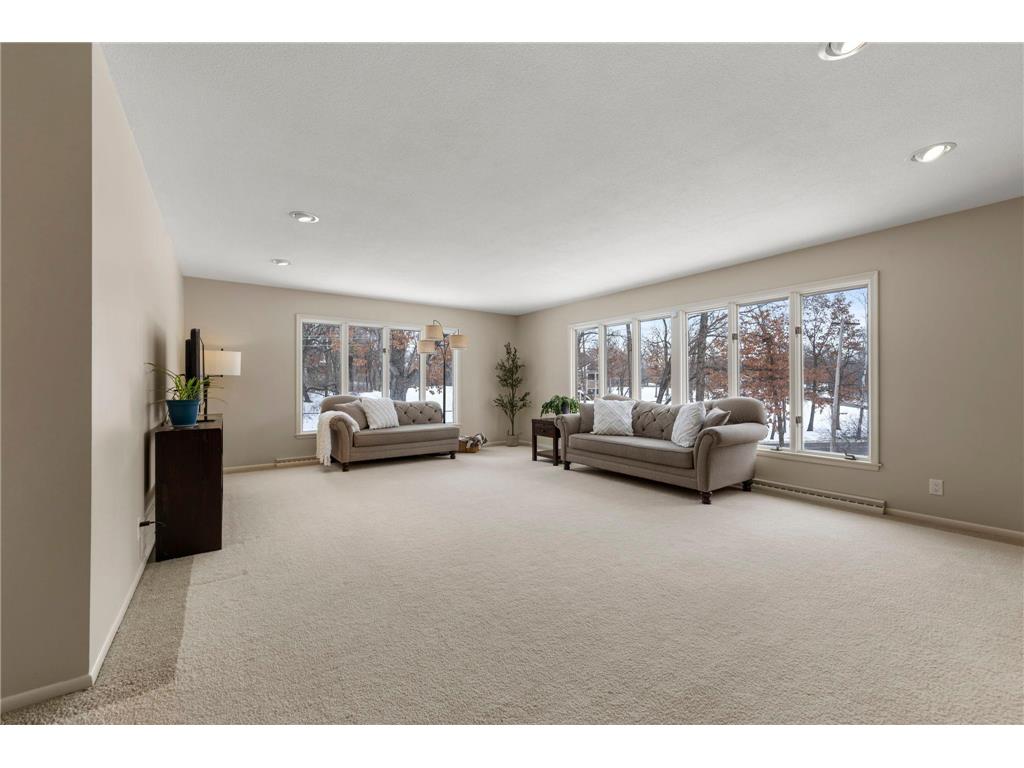 21 N Oaks Road North Oaks MN 55127 7005979 image16