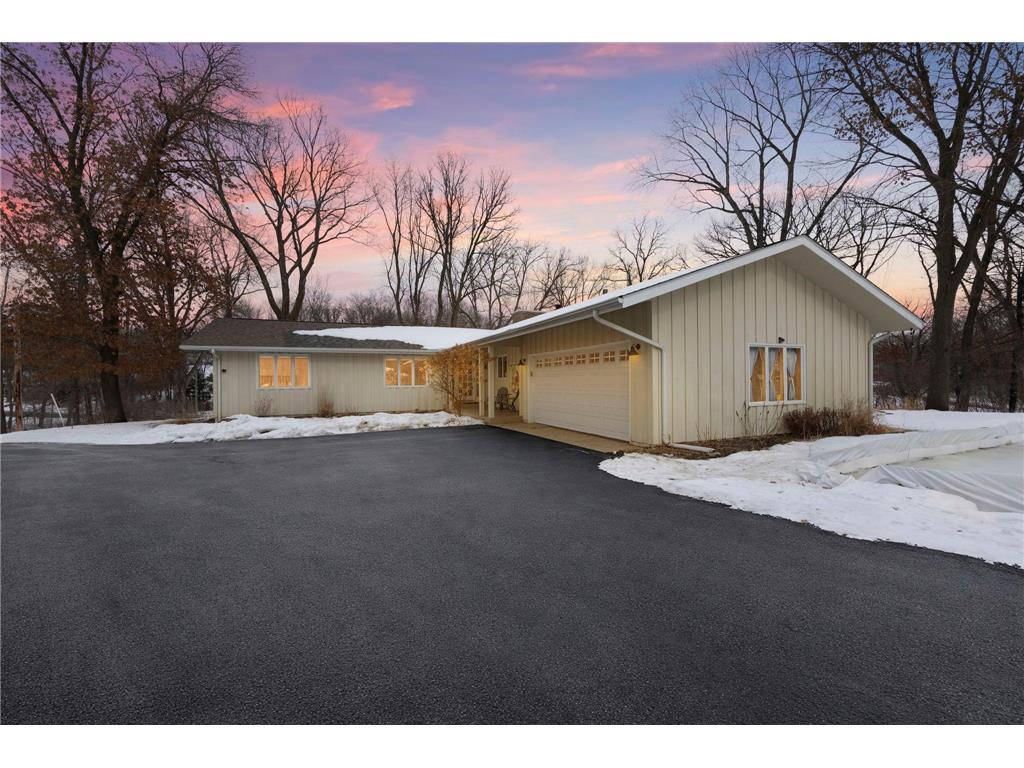 21 N Oaks Road North Oaks MN 55127 7005979 image2