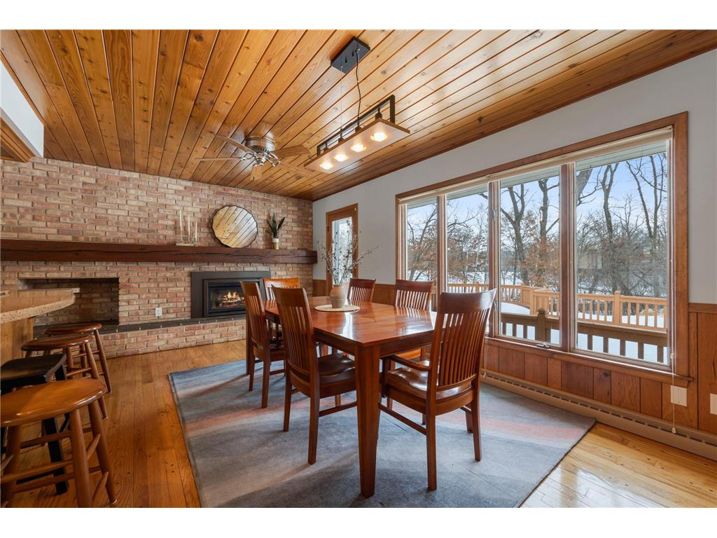 21 N Oaks Road North Oaks MN 55127 7005979 image21