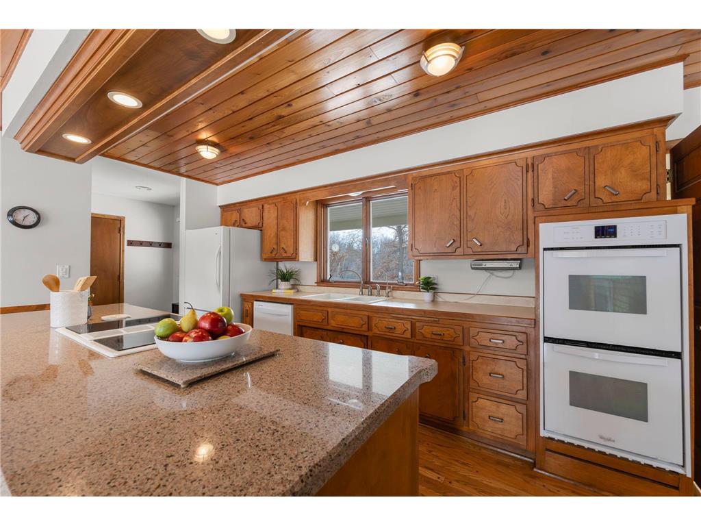 21 N Oaks Road North Oaks MN 55127 7005979 image25