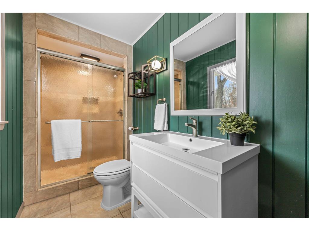 21 N Oaks Road North Oaks MN 55127 7005979 image39