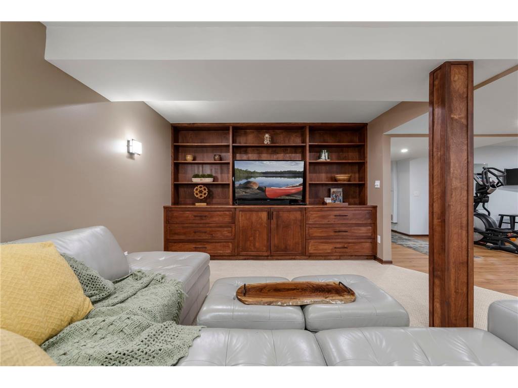 21 N Oaks Road North Oaks MN 55127 7005979 image41