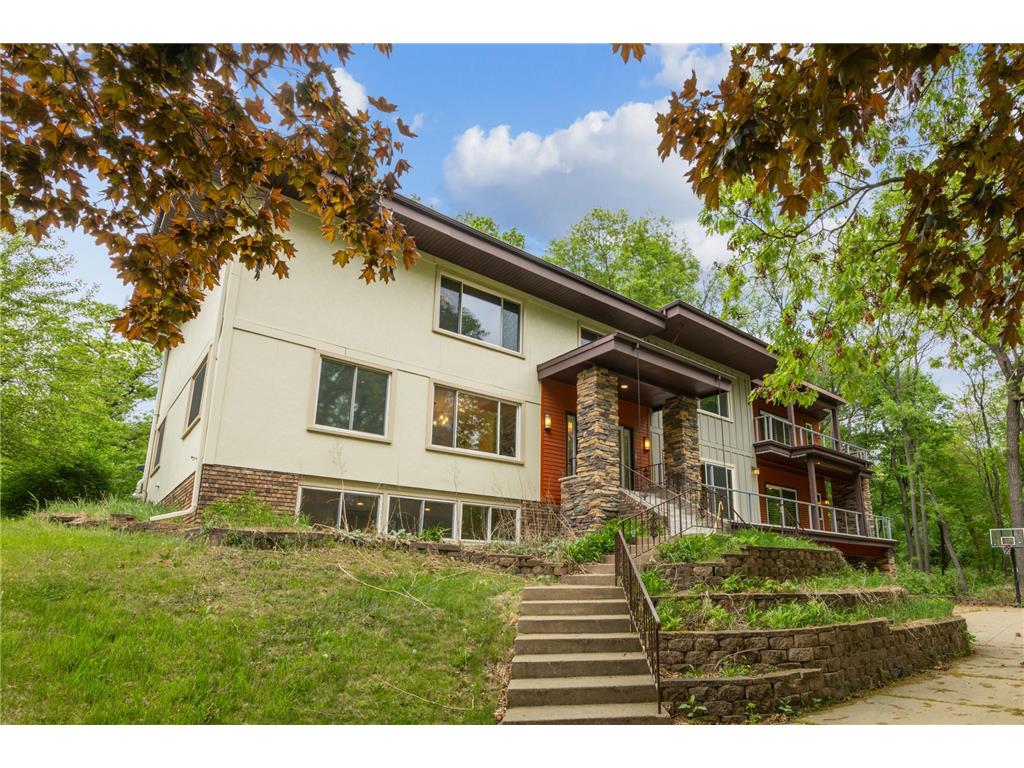 21 Red Fox Road North Oaks MN 55127 - Pleasant Lake 6714047 image1