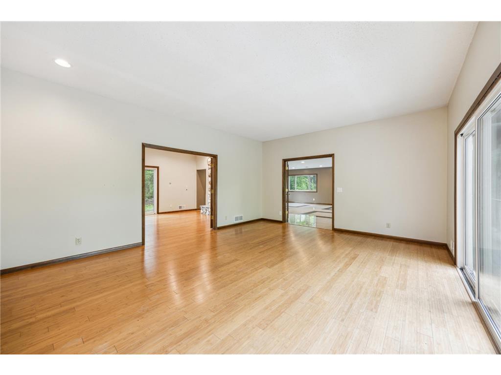 21 Red Fox Road North Oaks MN 55127 - Pleasant Lake 6714047 image14