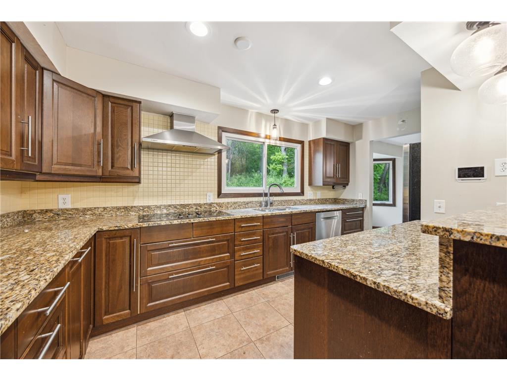 21 Red Fox Road North Oaks MN 55127 - Pleasant Lake 6714047 image27