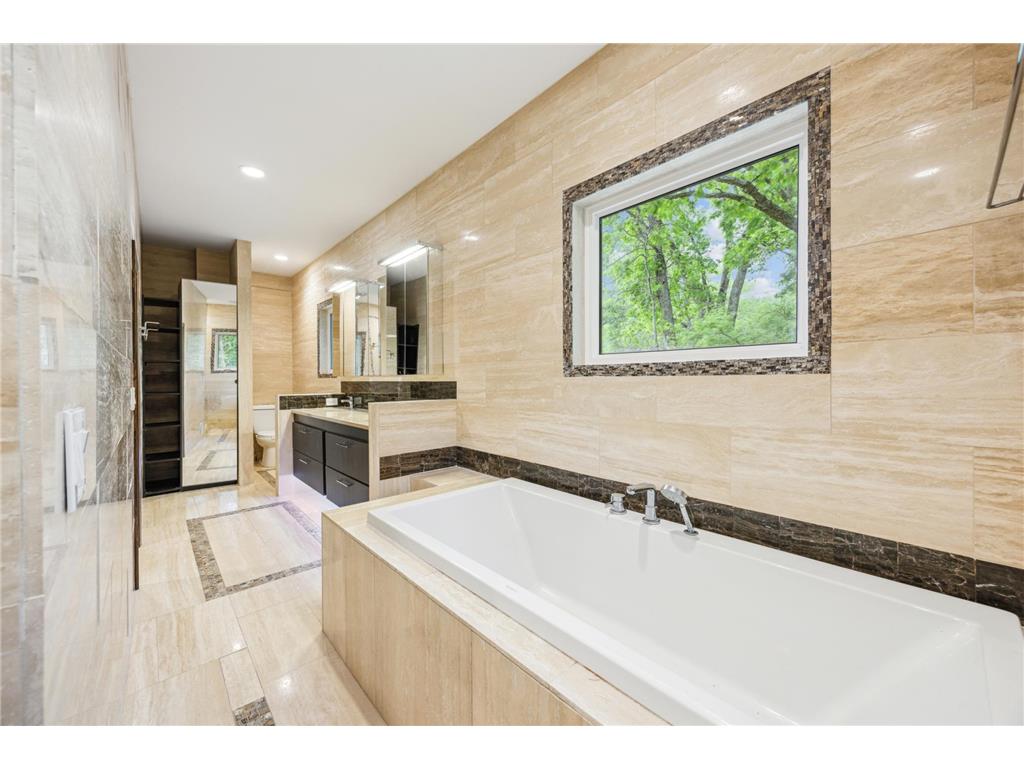 21 Red Fox Road North Oaks MN 55127 - Pleasant Lake 6714047 image40