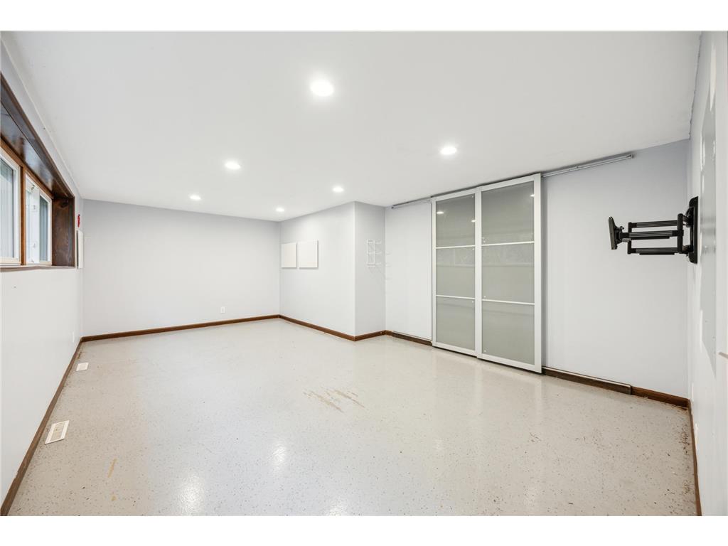 21 Red Fox Road North Oaks MN 55127 - Pleasant Lake 6714047 image53