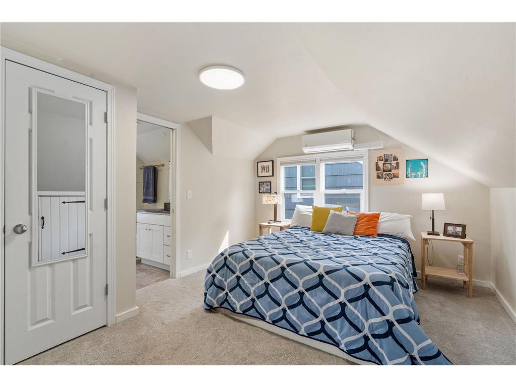 21 Russell Avenue S Minneapolis MN 55405 7050525 image15