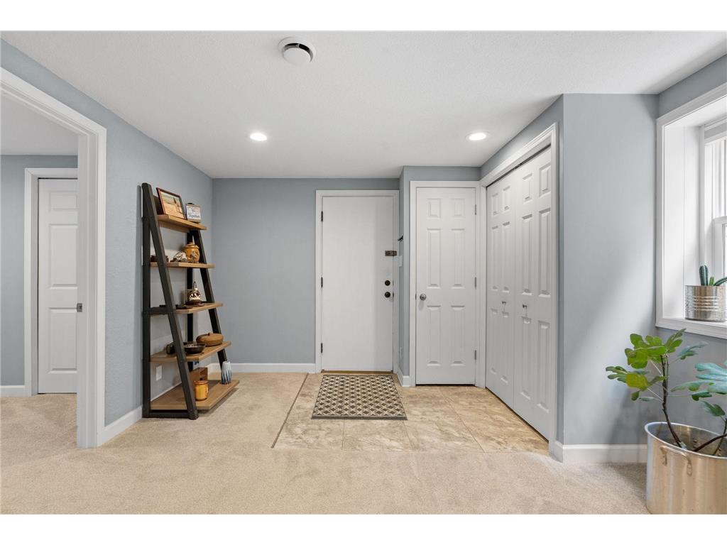 21 Russell Avenue S Minneapolis MN 55405 7050525 image17
